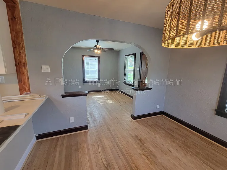 8612 Hume Ave — Photo 3