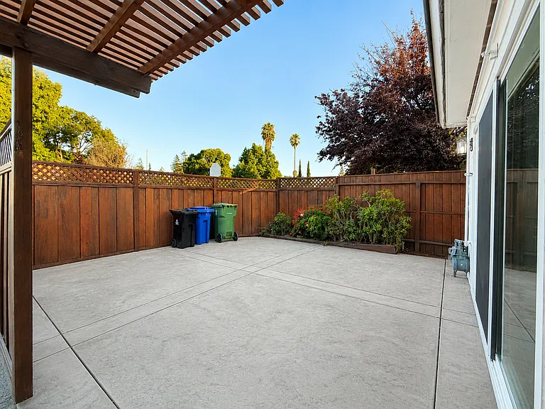 38483 Fitzgerald Cir — Photo 3