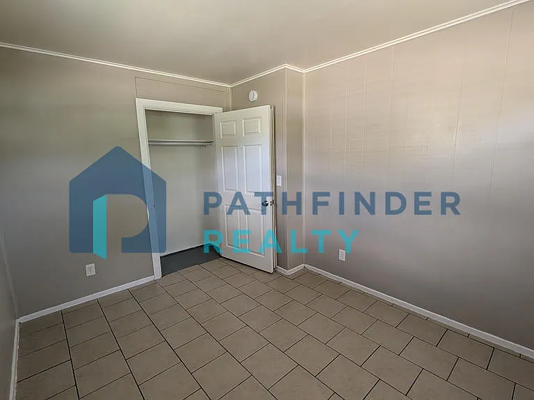 4648 Freudenberger Ave — Photo 10