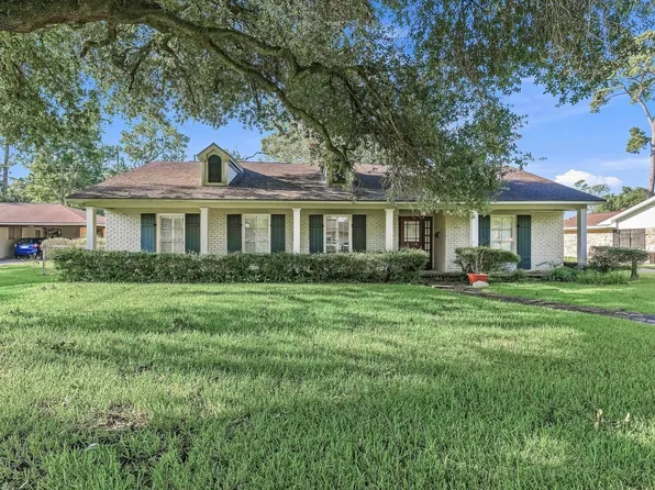 4815 Regina Ln, Beaumont, TX 77706