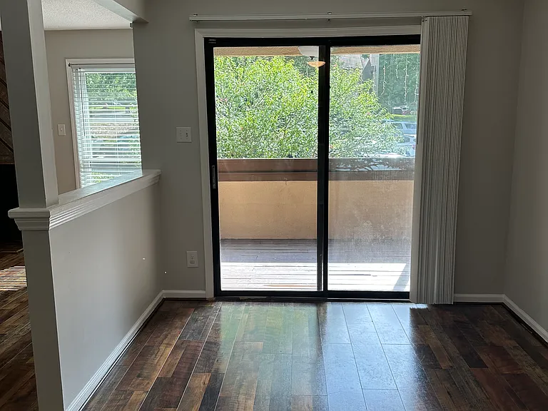 5730 Dockside Dr — Photo 5