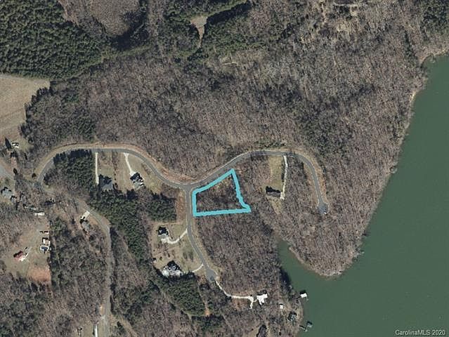 2nd image of 1101 Sawtooth Oak Ln #14