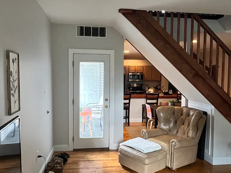 123 S 22nd St #C — Photo 7