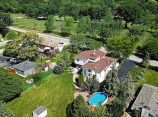 8361 W 99th St, Palos Hills, IL 60465