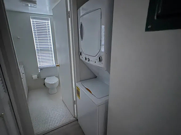 931 NW Sunset Dr #4 — Photo 7