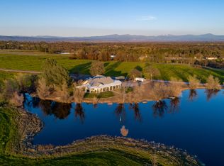21623 Seven Lakes Ln, Redding, CA 96003
