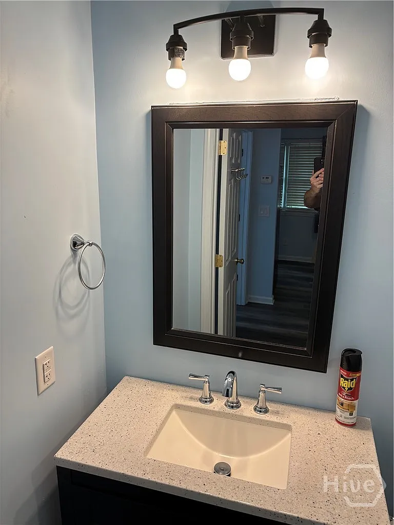 1 bed, 1.0 bath, 500 sqft, $1,200 — Photo 3