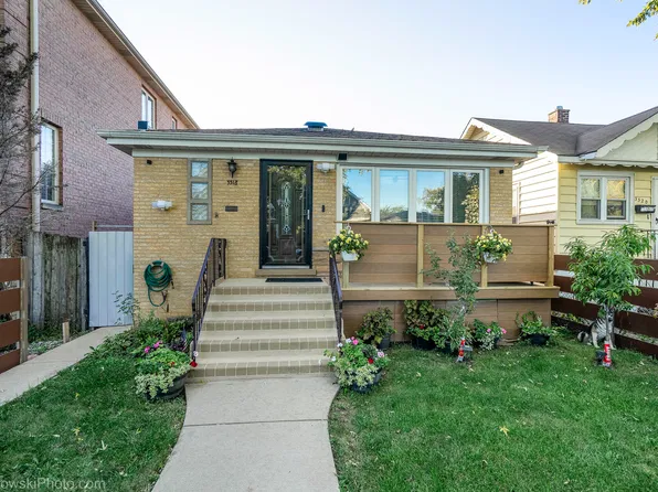 3318 N Oriole Ave, Chicago, IL 60634