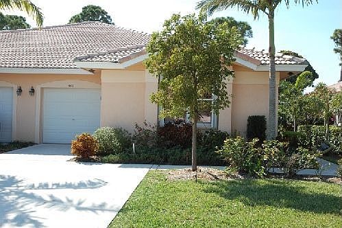 1st image of 352 Coral Trace Cir W