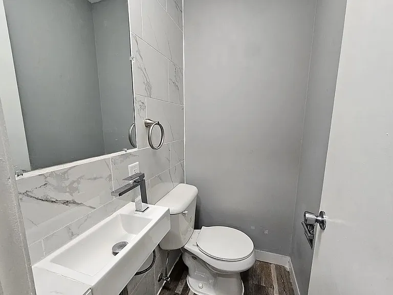 4027 Teri Ln — Photo 11