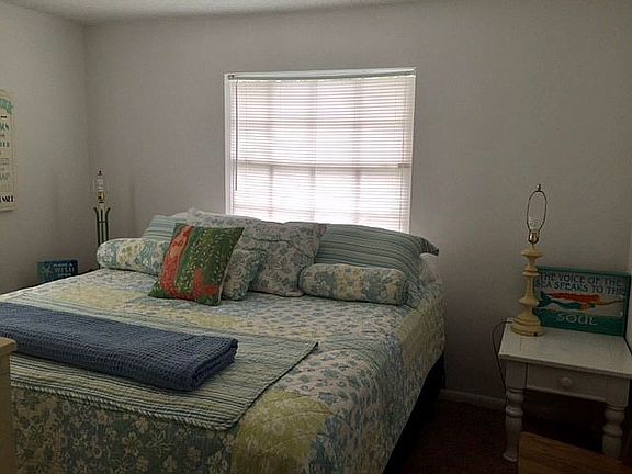 3rd image of 612 S Bayview Blvd