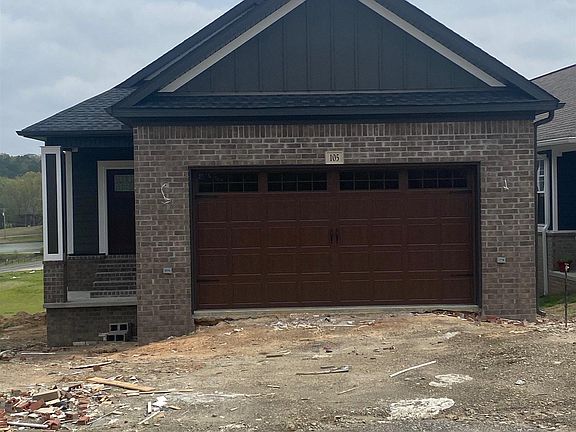 2nd image of 105 Ohio Dr