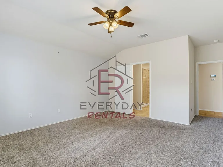9506 Malkier Dr — Photo 7