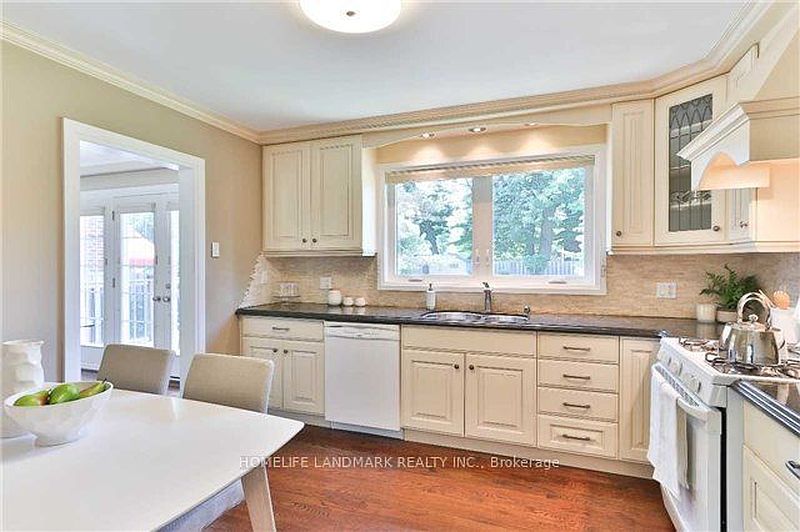 Toronto House for rent - 3 Bedrooms — photo 7