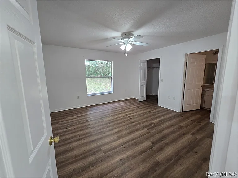 292 N Fitzpatrick Ave — Photo 6