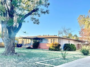 306 Laurel Dr, Winters, TX 79567