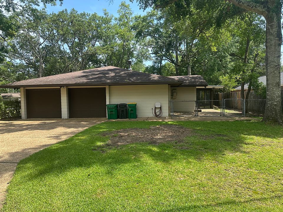 1st image of 7217 Palm Dr