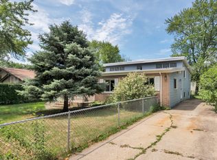 348 Mission Ave, Villa Park, IL 60181
