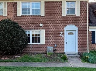 9798 Hagel Cir, Lorton, VA