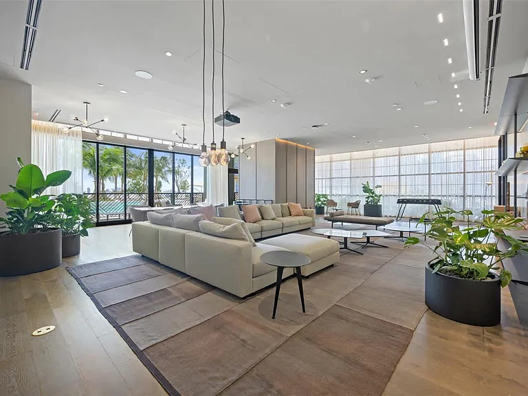Building's Lounge