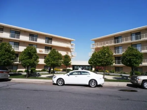 900 S Donner Way APT 202, Salt Lake City, UT 84108