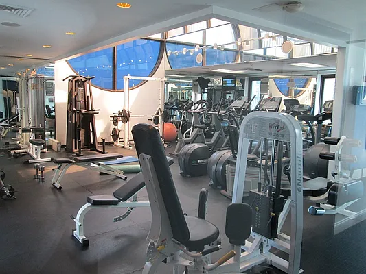 Rented by 280 Park Avenue South Realty | media 16