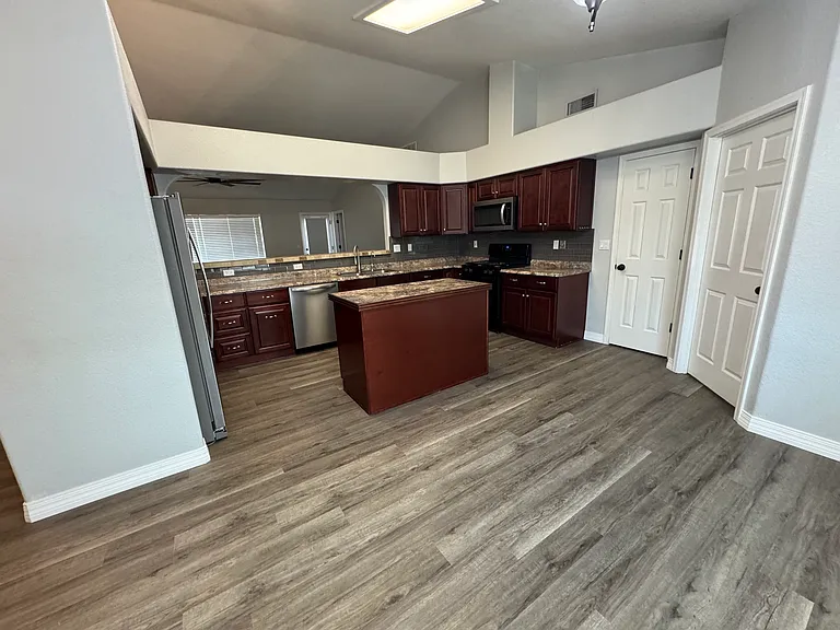 2064 E Desert Palms Dr — Photo 15