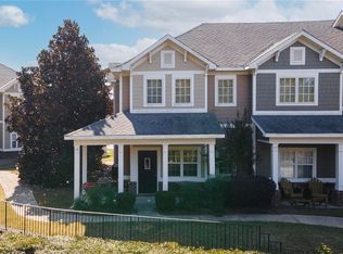 1957 Wire Rd APT 14, Auburn, AL 36830