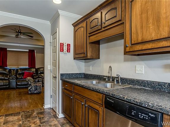 5th image of 4702 Easton Dr