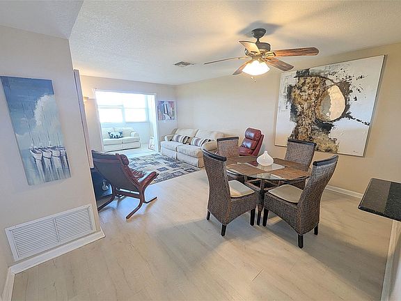 5th image of 230 NE 26th Avenue #416