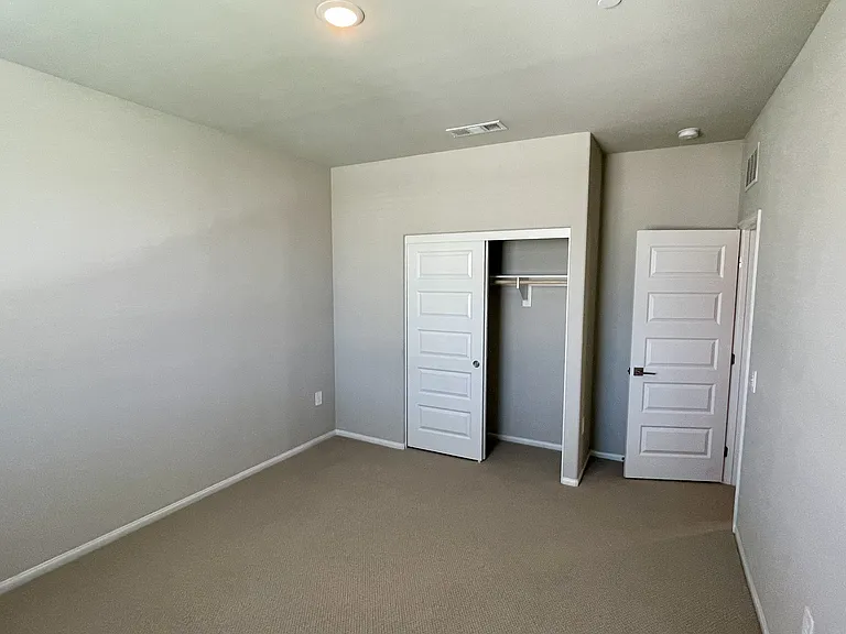 1048 Lumia Cir — Photo 10