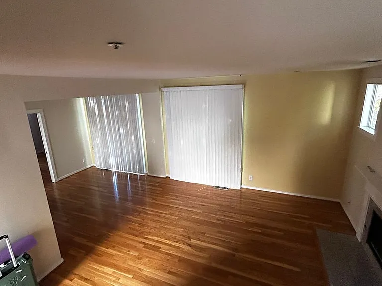 204 Roosevelt Ter — Photo 41