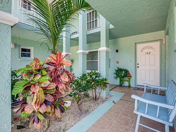 3rd image of 3602 S Peninsula Dr #103