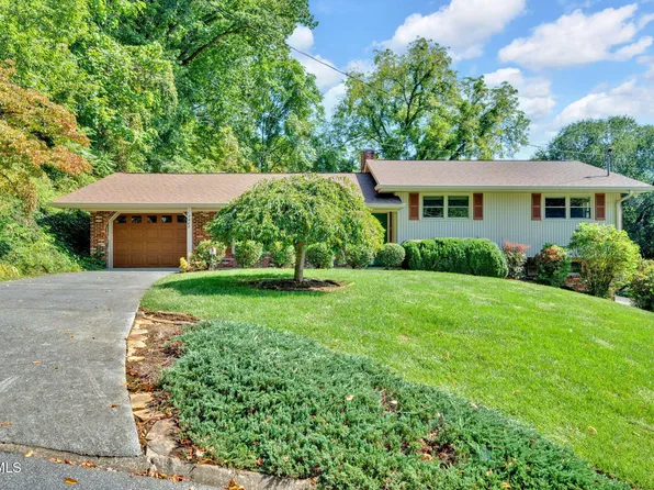 3408 Linkwood Dr, Johnson City, TN 37601