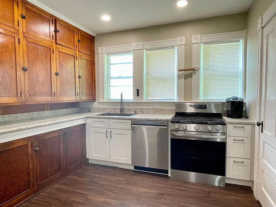 16 South St #1