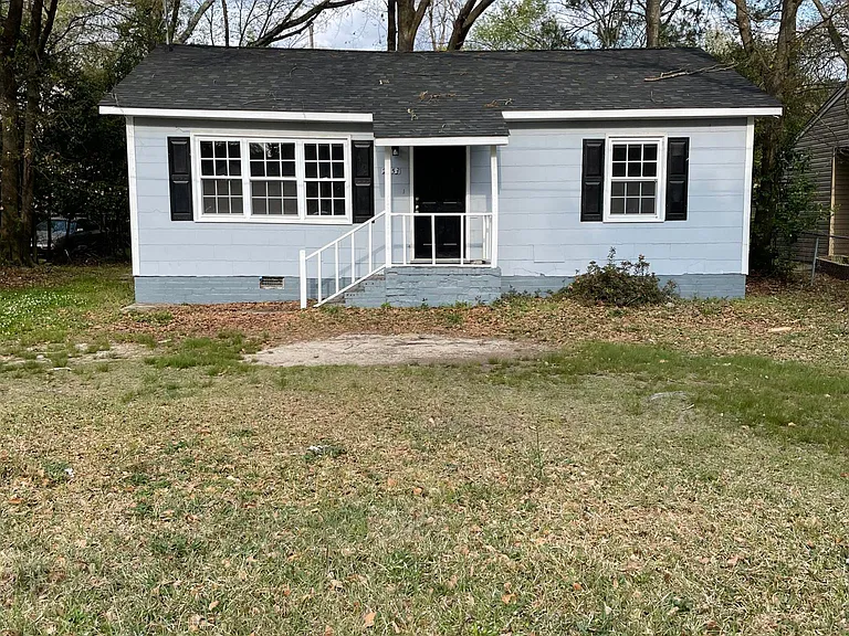2553 Kaufman Dr — Photo 1