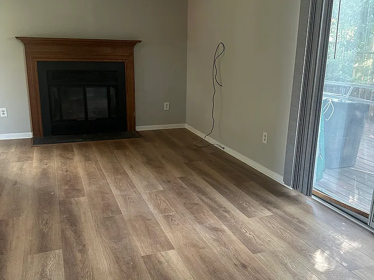 8414 Klarey Ct — Photo 2