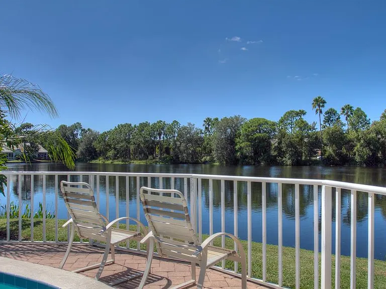 7911 Whitebridge Gln — Photo 31