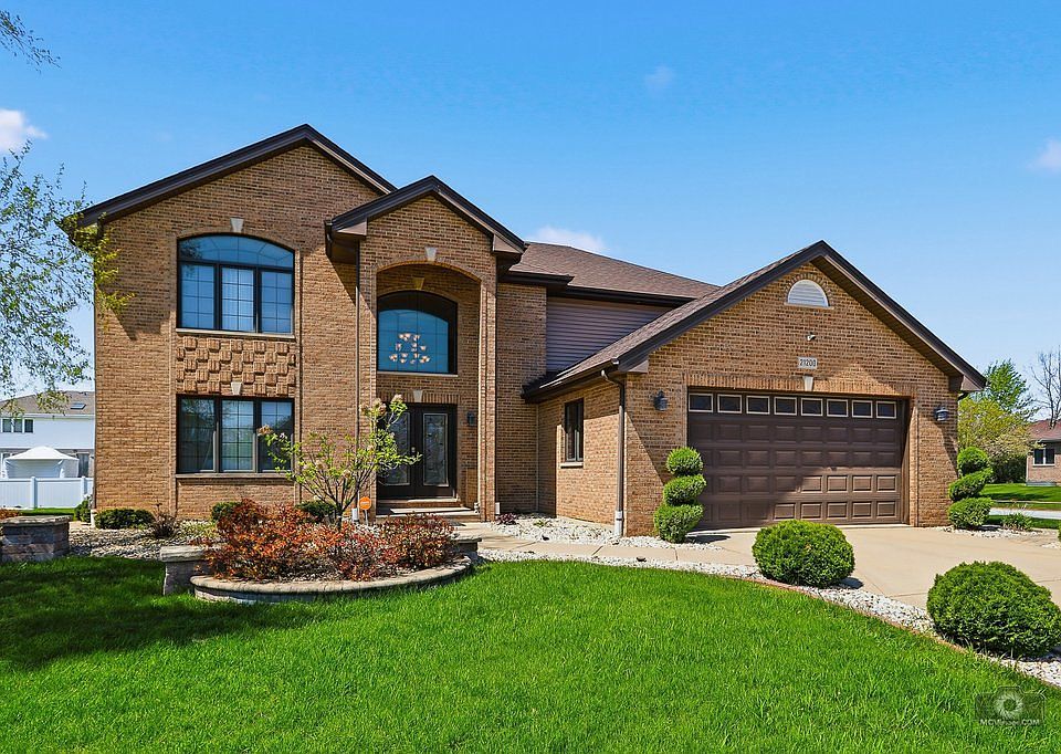 1st image of 21200 Alessandra Dr