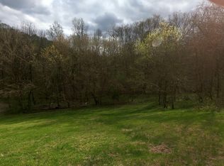 1745 Garrison Branch Rd, Cottontown, TN 37048