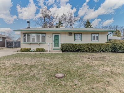 2208 W Glen Flora Ave, Waukegan, IL, 60085