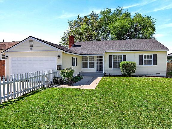 2nd image of 6845 Barcelona Way