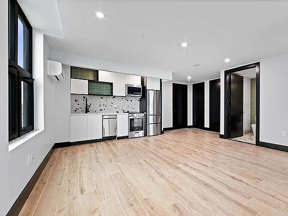 3rd image of 366 Lenox Rd #3B