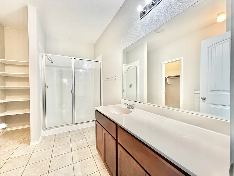251 Cyrus St — Photo 14