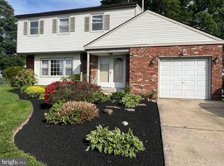 524 Ehret Rd, Fairless Hills, PA 19030
