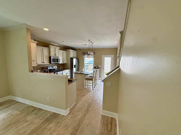 7007 McLothian Ln — Photo 28