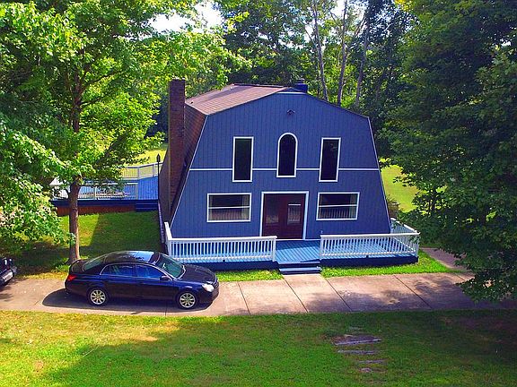 3rd image of 281 Deerwood Cir