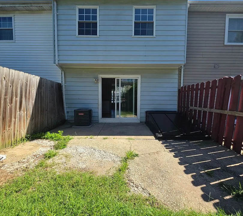 1368 Harford Square Dr