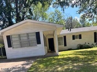 3050 Meadow Forest Dr, Jackson, MS 39212
