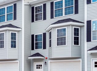 4 Velander St #C, Worcester, MA 01605